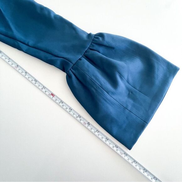 Romeo + Juliet Couture Teal Ink Blue Ruffle Cold Shoulder Top Zip Women's S NWT - Picture 10 of 10